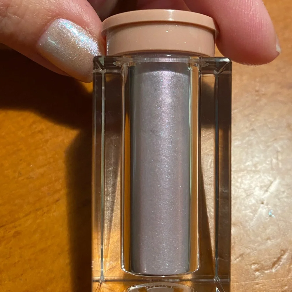 KKW Beauty Ultra Light Beams Highlighter Lavender